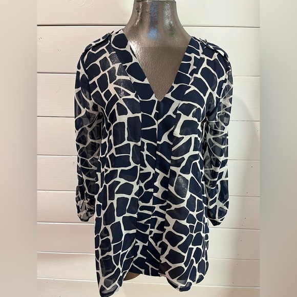 💙 LA FÉE MARABOUTÉE • Abstract print flowy blouse • Size 40 - Picture 1 of 10